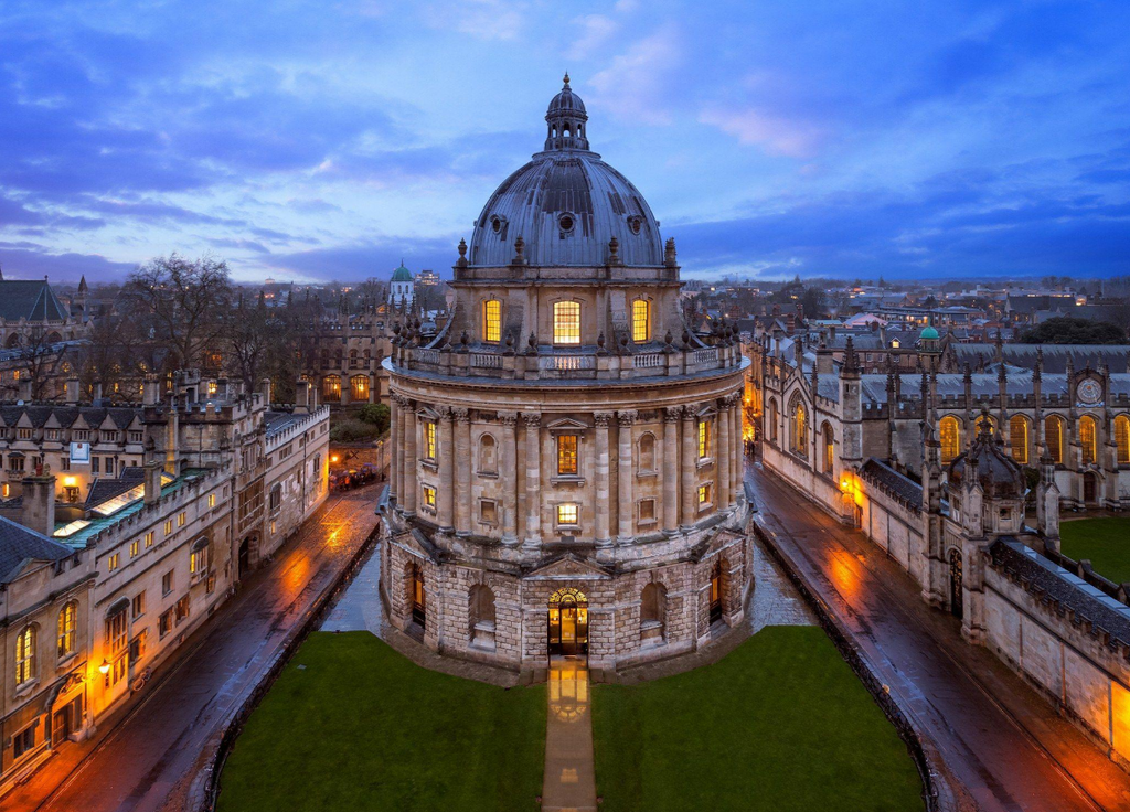 Travel To Oxford And Visit Places Of Education Over 900 Years Old