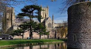 Travel The Lands Of King Arthur In Glastonbury